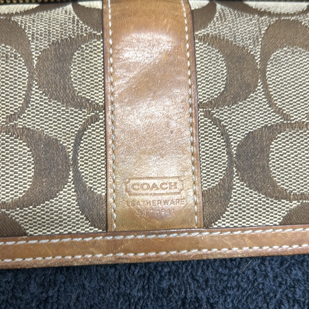 Coach Tan and Brown Signature Wallet - Picture 5 of 5